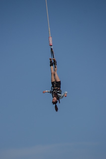 bungee jumping